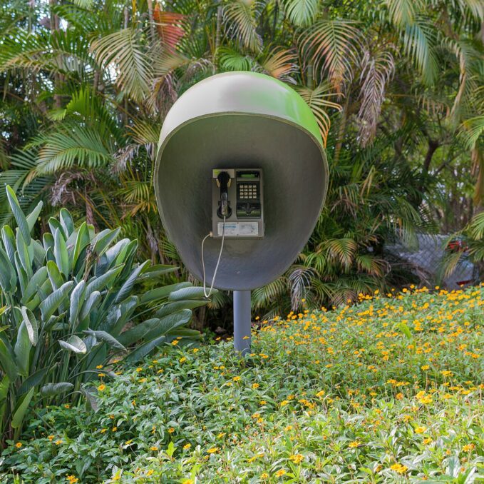 Un smartphone peu portable mais très tropical